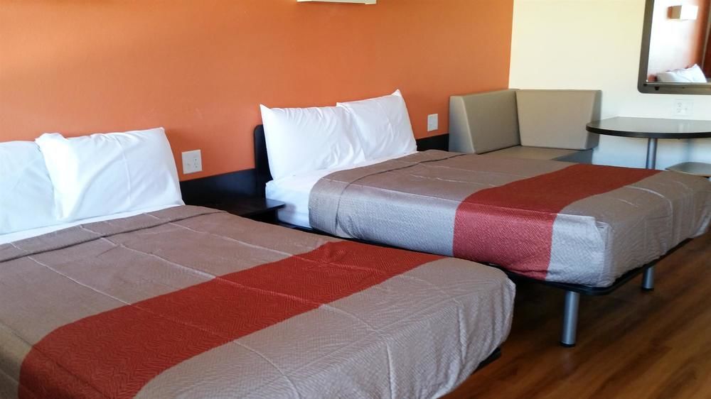 Motel 6-Blue Springs, Mo Eksteriør bilde