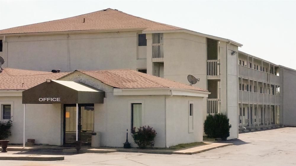 Motel 6-Blue Springs, Mo Eksteriør bilde