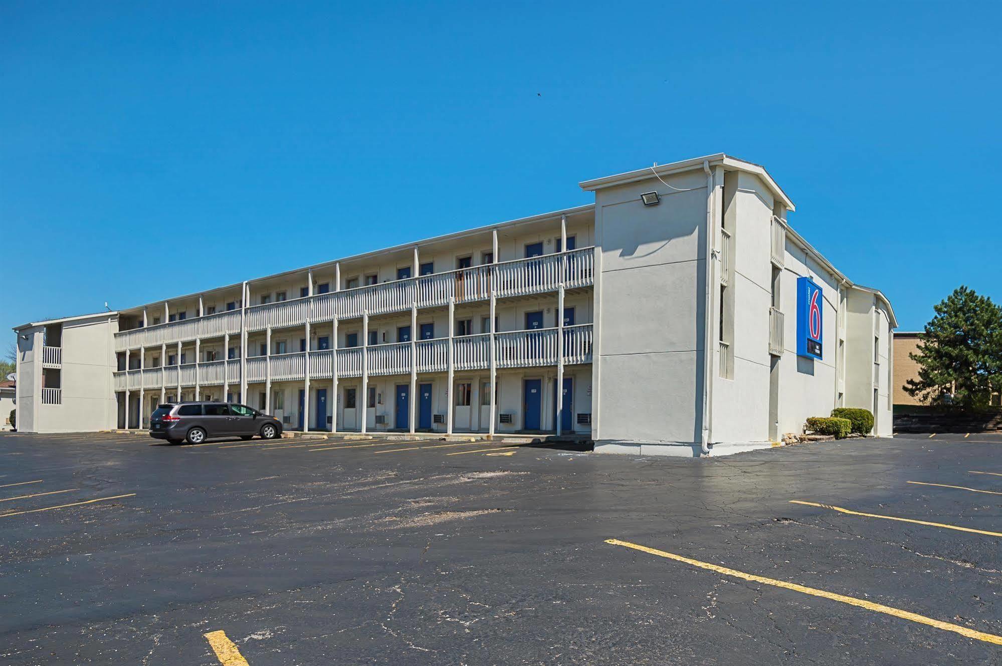 Motel 6-Blue Springs, Mo Eksteriør bilde